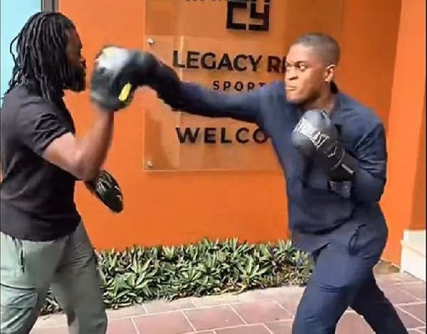 Sharaf Mahama (fair in complexion) is a boxing promoter