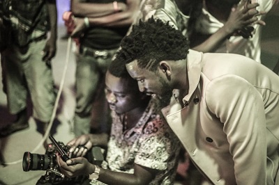 Behind the scene pictures of Bisa Kdei