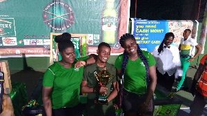 Prince Norgah [middle] celebrated his glory in the midst of two gorgeous ladies