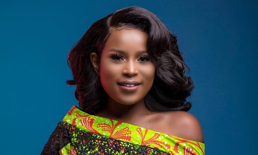 TV personality, Berla Mundi