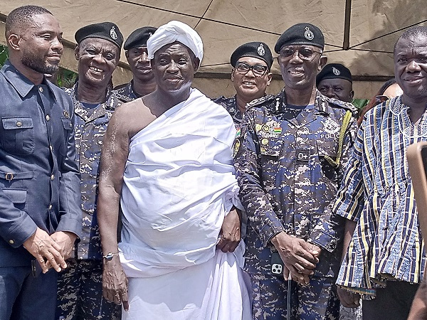 George Akuffo Dampare in a picture with COP Francis Ebenezer Doku and other dignitaries