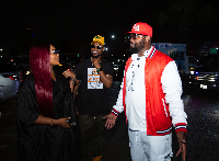 Ghanaian-born, US-based gospel sensation Enoch Ansah, popularly known as Paappa Yawson (R)