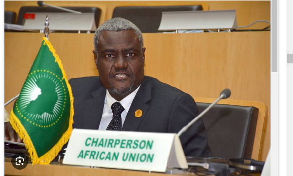 AU chief Moussa Faki Mahamat urges Ethiopia and Somalia to resolve the row through dialogue