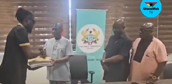 Roman Fada filed his nomination after Akua Donkor died