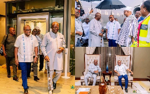 The Asantehene was welcomed by the High Commissioner and officials