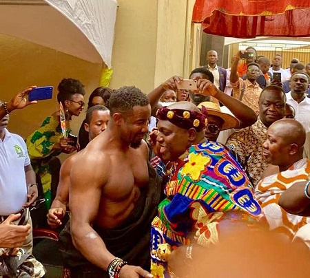 Michael Jai White welcomed by the Akwamu Chief