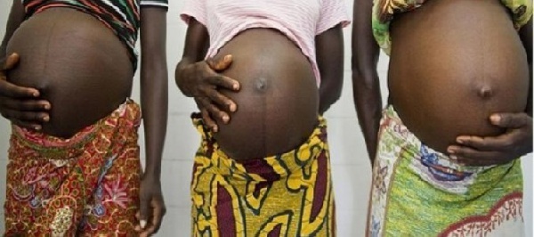 File photo: Pregnant teenagers