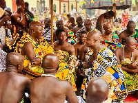 Nana Afum Dwamena III exchanging pleasantries with the Asantehene
