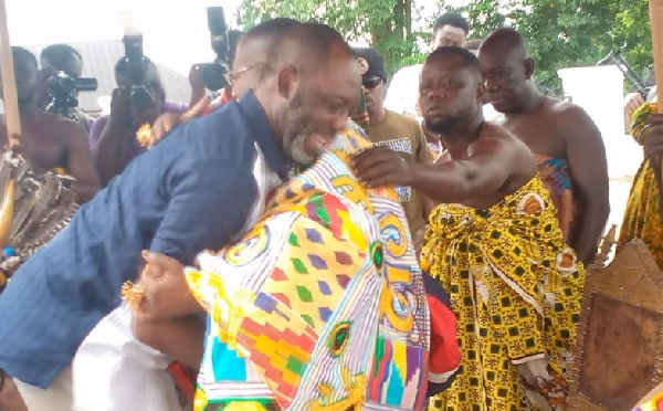 NAPO embracing Oguahyia Oduro Panin Birikoran, Edubiasehene