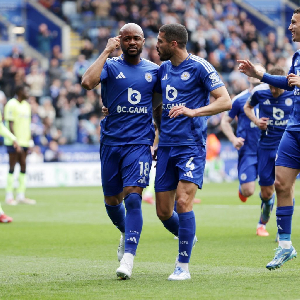 Jordan Ayew celebrating his goal for Leicester