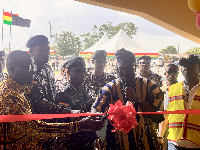 Picture of dignitaries commissioning the newly police station