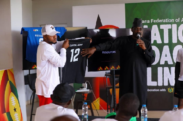 Jeremiah Owusu-Koramoah (right) being unveiled