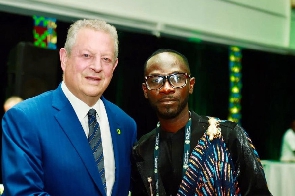US former Vice President Al Gore with Okyeame Kwame