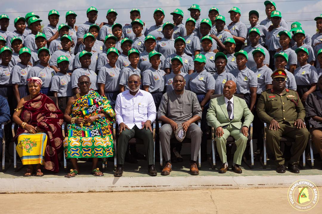 ghanaweb.com - YEA, Ambulance Service graduate final batch of Community Medical First Responders